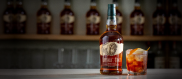 “Old Fashioned Cocktail” BUFFALO TRACE